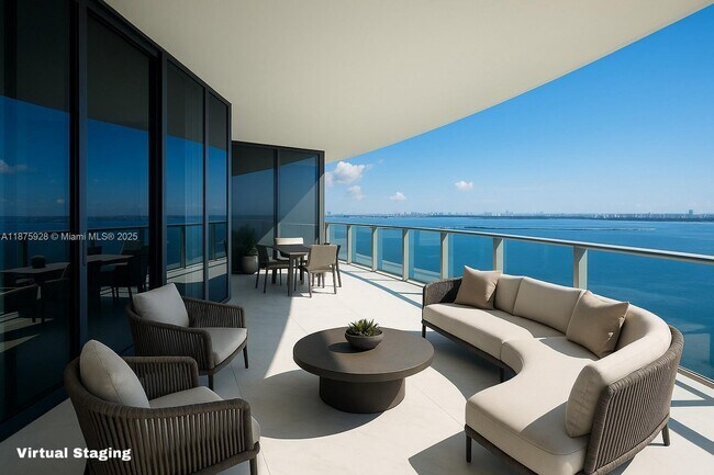 Photo - 700 NE 24th St Unidad 4602-S