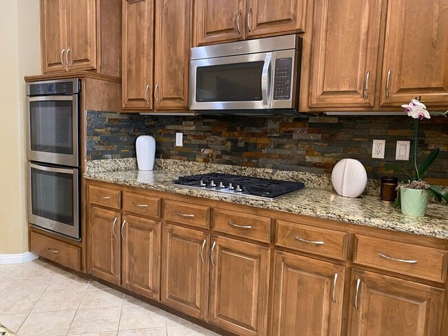 Photo - 10611 Midge Dr House