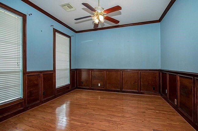 1923 Wellsley Ct