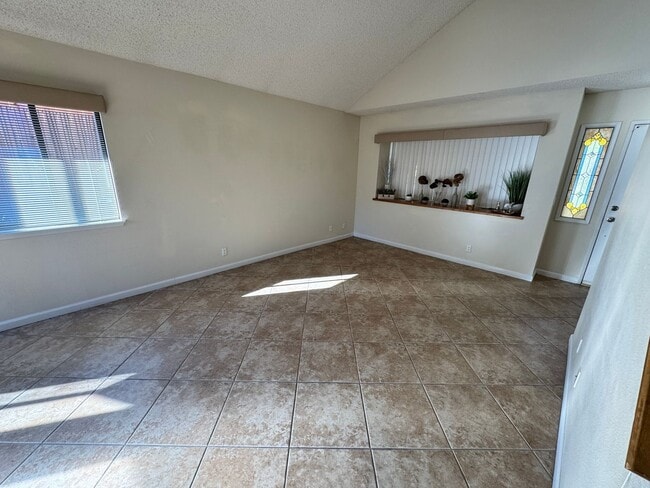 Photo - Beautiful 3 bed home for Rent. Paid Landscaping!