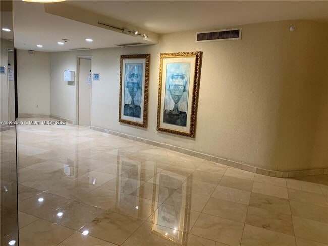 Photo - 10185 Collins Ave Unit 1114