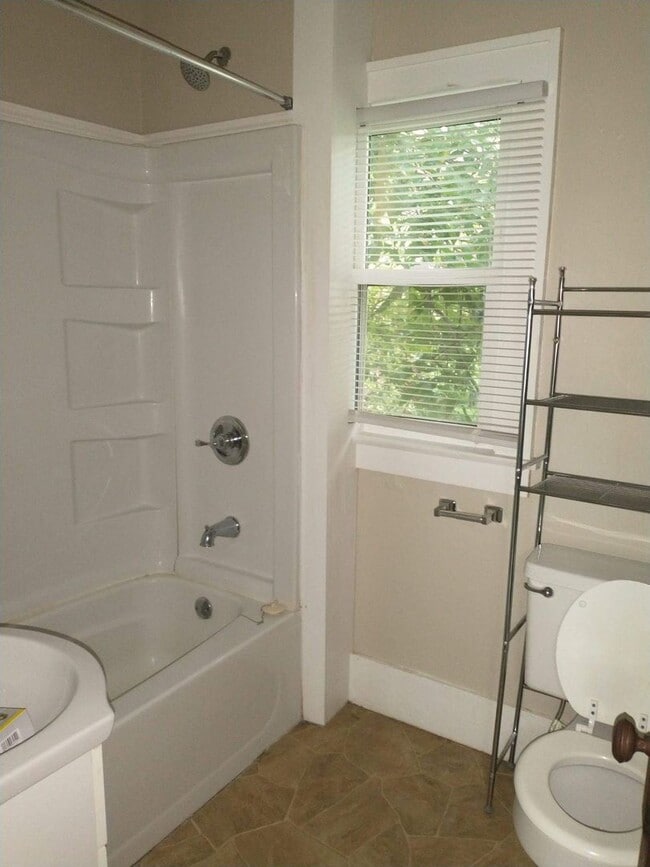 Photo - 2 BR/1 BA home