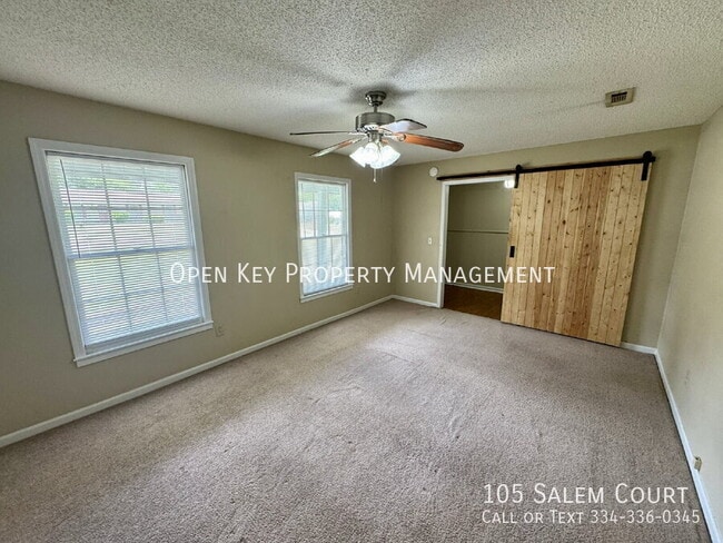 Photo - 105 Salem Ct