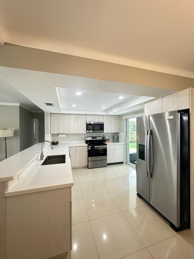 Photo - 426 SW 8th Ave