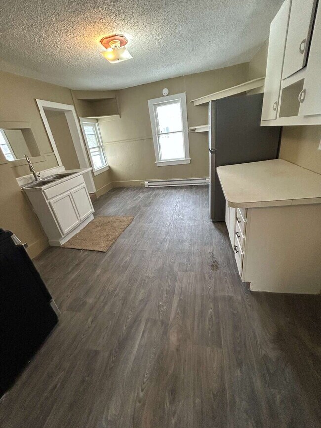 Photo - 1 Bedroom Available in Mount Morris – Available August 15th, 2026 Unit Apt 2