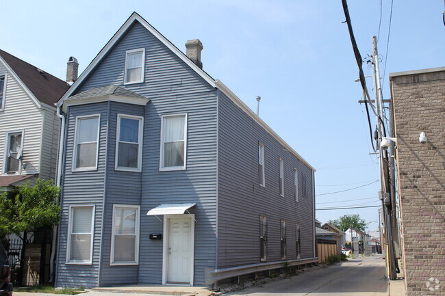 Building Photo - 3214 W Pershing Rd Rental