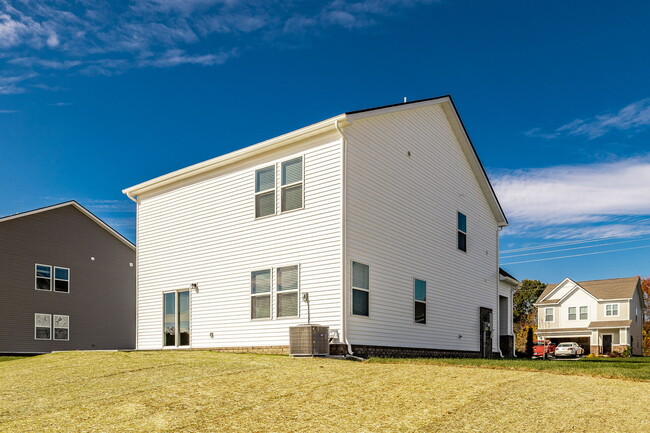 Photo - 616 Emerson Ln