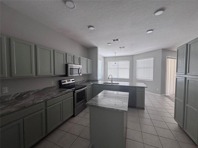 Photo - Golf Community Home