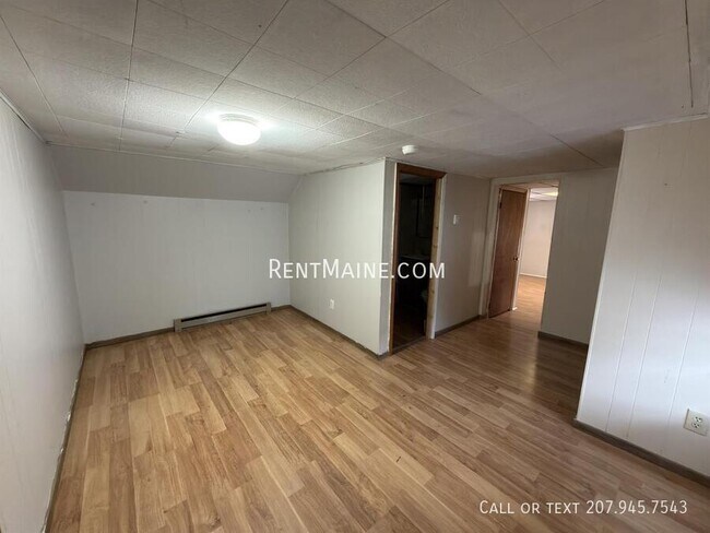 Photo - 589 Main St Unit 2