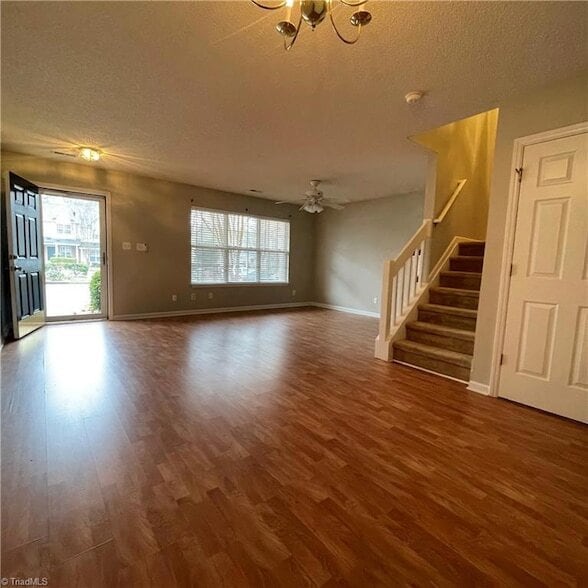 Photo - 24 Sidney Marie Ct