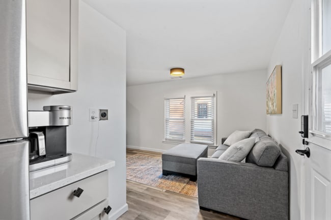 Photo - 3137 33rd Ave S