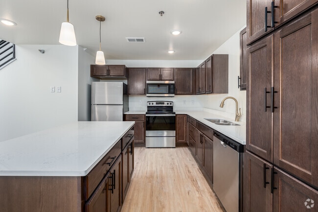 2BR, 2BA - 1401SF - Kitchen
