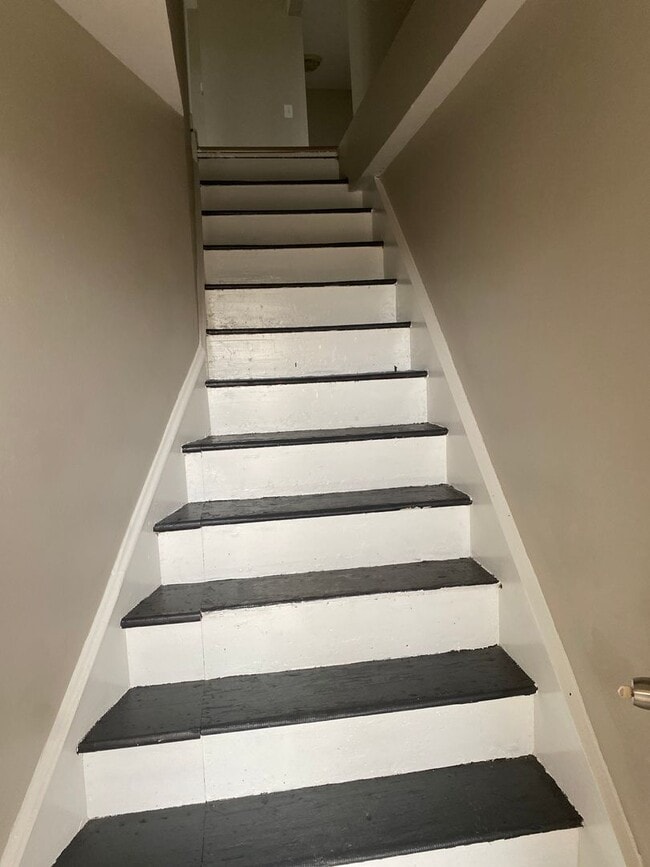 Photo - 142 Walnut St Unit 142 Walnut St - 2F