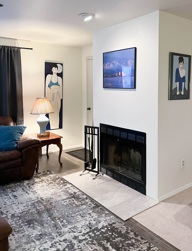 Photo - 315 E 12th Ave