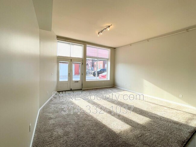 119 Blow St