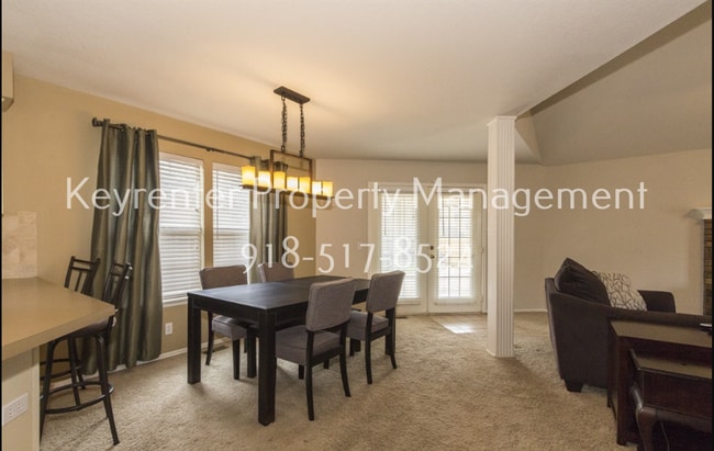 Photo - 3 Bed | 2.5 Bath in Jenks!
