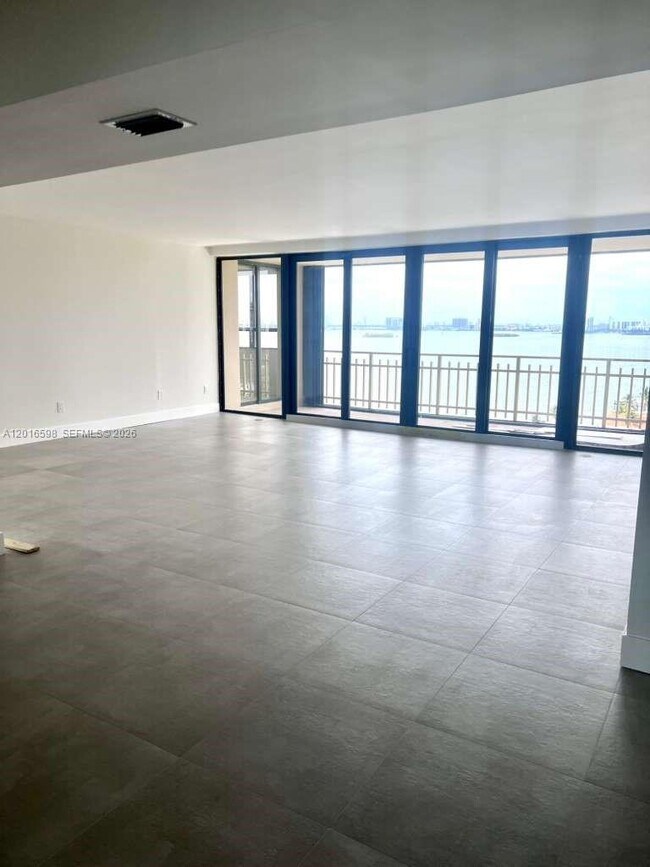 Photo - 11113 Biscayne Blvd Unit 1253