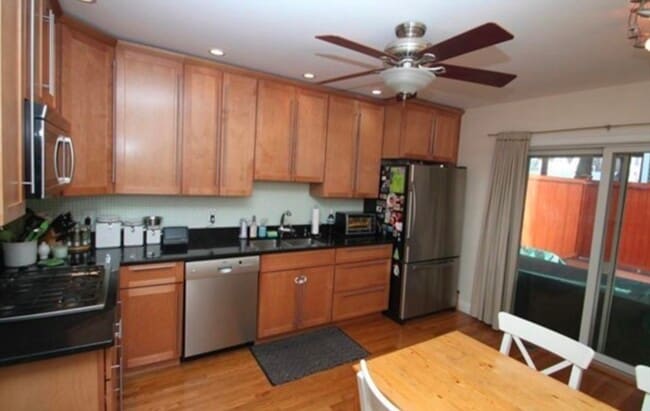 Photo - 257 E St Unit 1