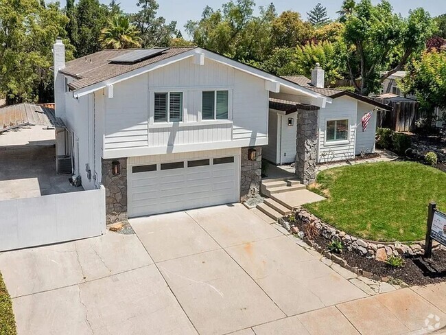 Building Photo - Vintage Hills, Pleasanton 4 Bed, 3 Ba., So... Rental