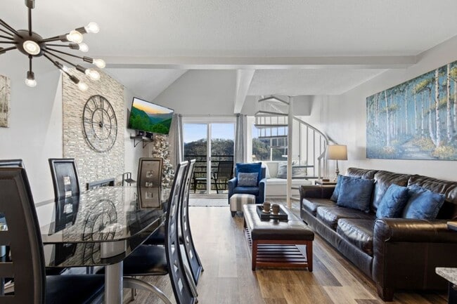 Photo - Modern Fully Furnished Home with Stunning ...