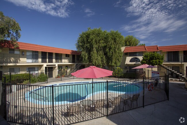 Las Haciendas Apartments For Rent in El Cajon, CA
