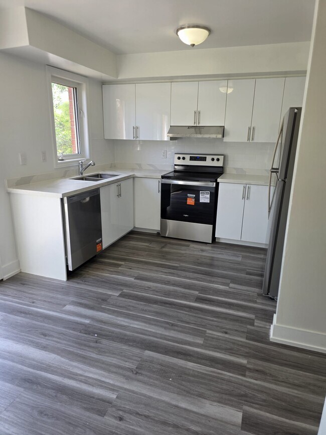 Photo - 3 & 11 Welsford Gardens