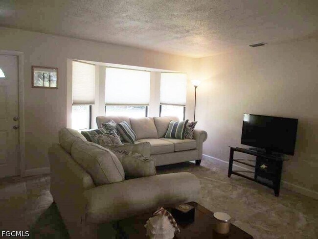 Photo - 1510 SE 11th Pl