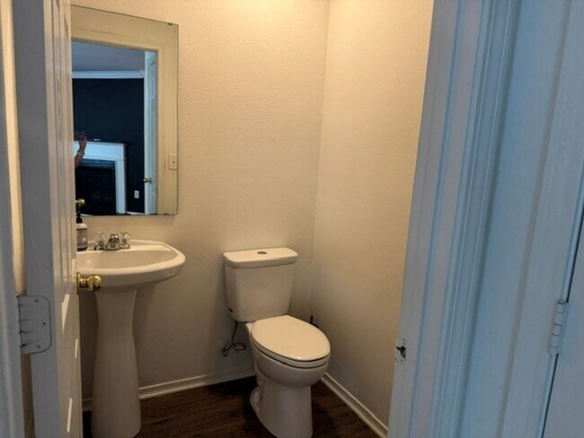 Photo - 2705 Buckleigh Dr