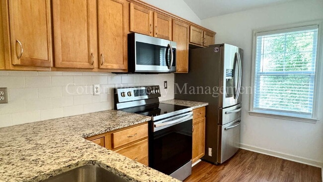 Photo - 3 BD//2 BA Condo / Tidal Oaks Community / 2nd Floor Unit / $1,500 per month / No Pets Unit D