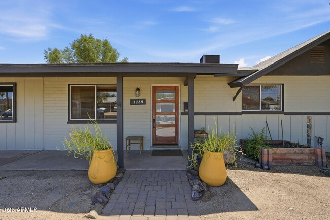 Photo - 1239 W Elna Rae St