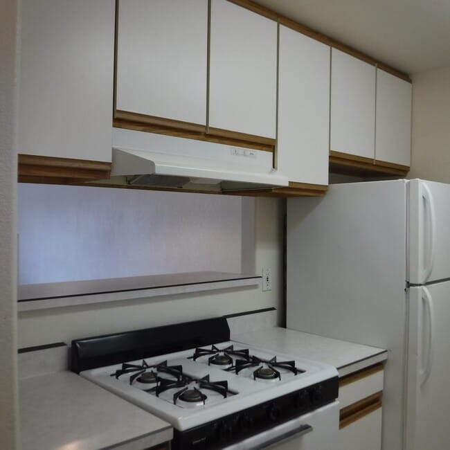 Photo - 2 Bed/2.5 Bath Unit in SW Redmond Fourplex Unit 2
