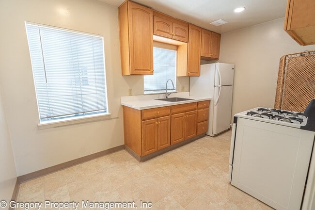 Photo - 1710 Benton St Unidad D
