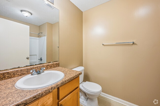 3BR, 2BA - 1,271SF - Primary Bathroom