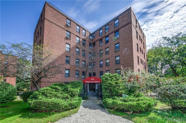 Photo - 161 Pearsall Dr Unit 6F