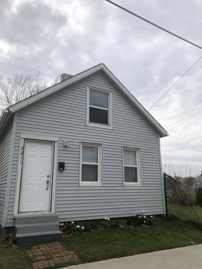 Tremont 2-Bed Single-Family - Available Now! - Tremont 2-Bed Single-Family - Available Now! Casa
