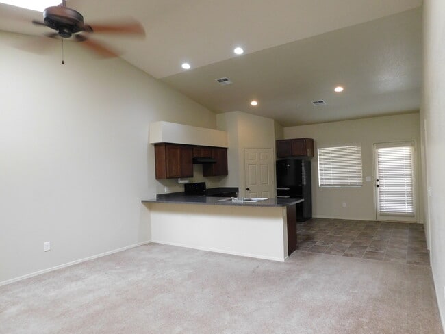 Photo - NICE TOWNHOME IN SUNSET MOUNTAIN VILLAS!