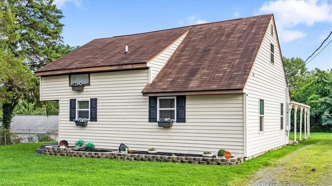 1404 Denim Rd