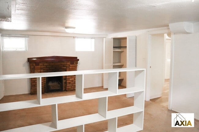 Photo - Downing Unidad 2