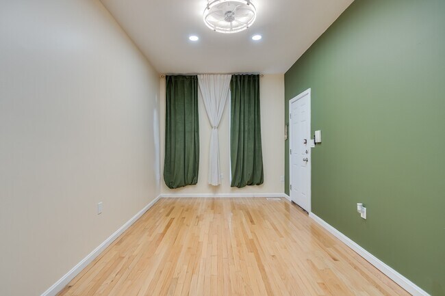 1312 S Hanover St Unidad 1