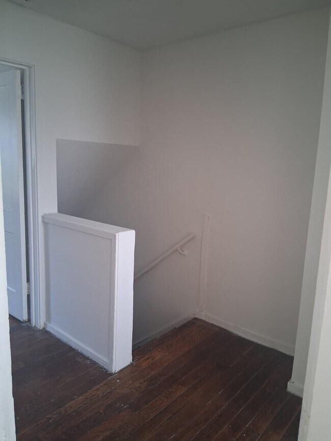Photo - 908 S Central Dr