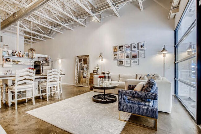 Photo - 309 Church St Unidad 102