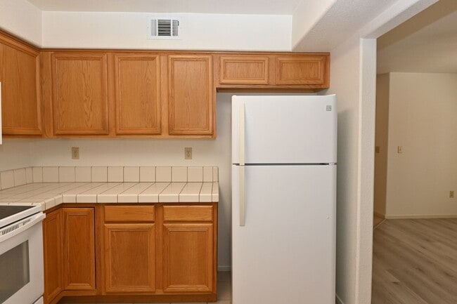 Photo - 1105 Vista Pointe Cir