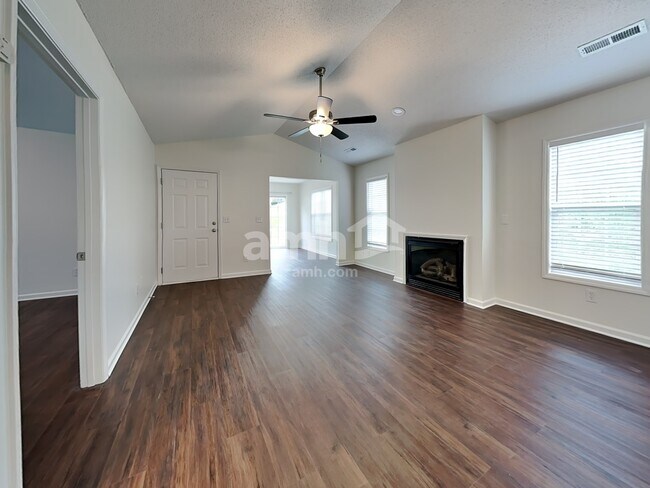 Photo - 5715 Regent Village Dr