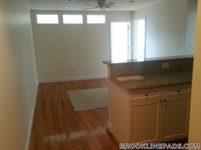 Photo - 66 Egmont St Unidad 6