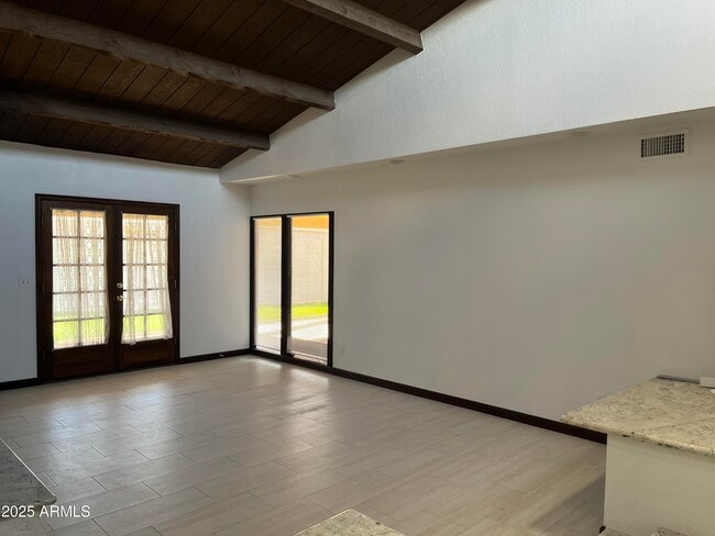 Photo - 1923 W Nopal Cir