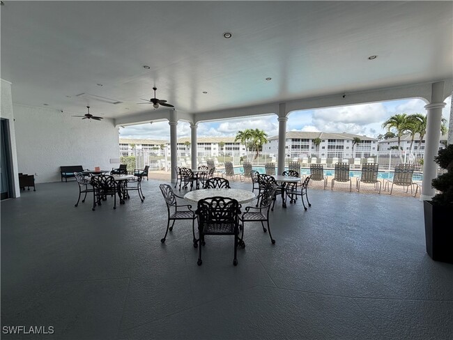 Building Photo - 7839 Regal Heron Cir Unit 202