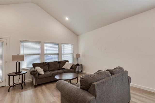 Photo - 1233 Eagle Mountain Dr