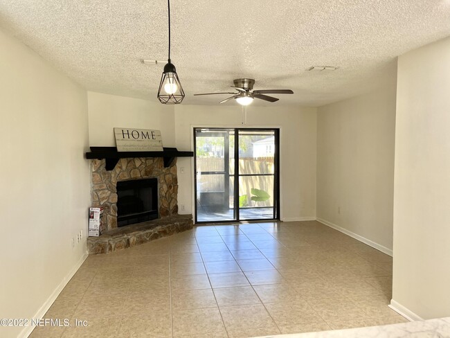 Photo - 2066 Utah Ave