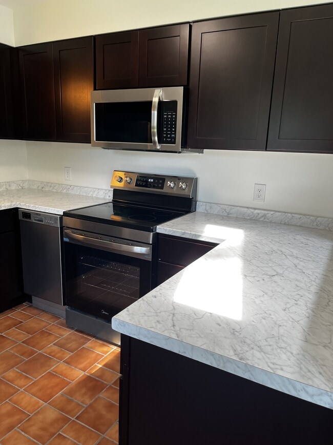 Photo - 1831 Eden Ln