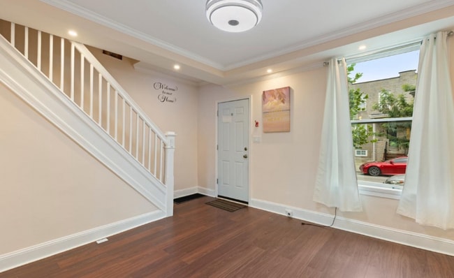 Photo - 415 N East Ave